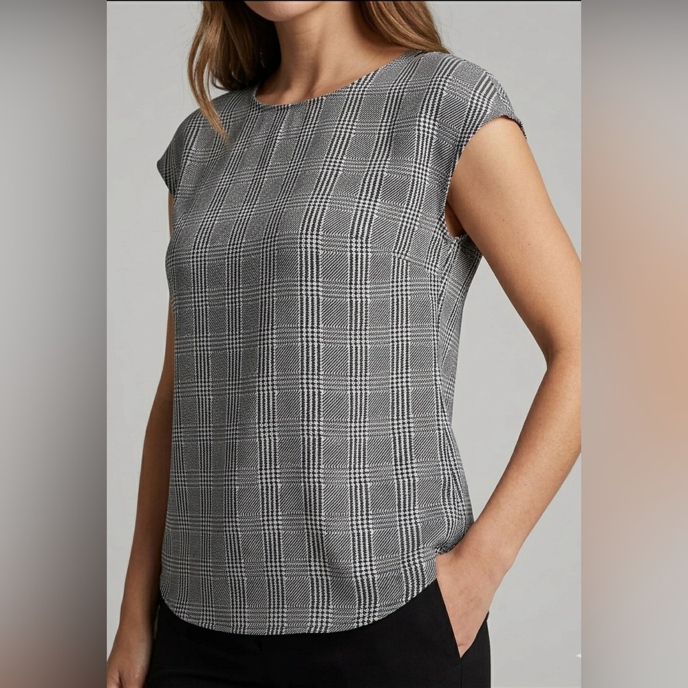 Philosophy Black & White Glen Plaid Cap-Sleeve Blouse